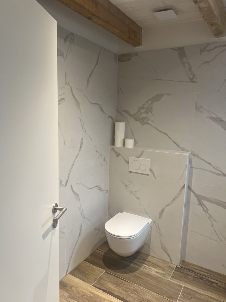 Rénovation salle de bains en marbre à Genève