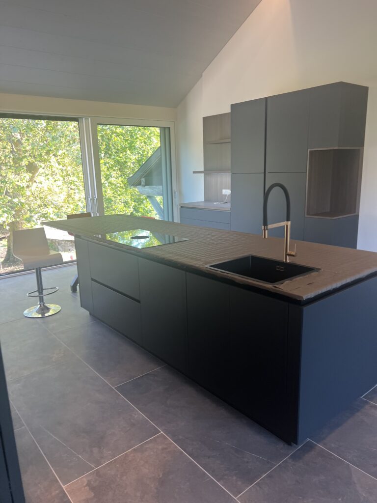 Rénovation et installation de cuisine villa Genève